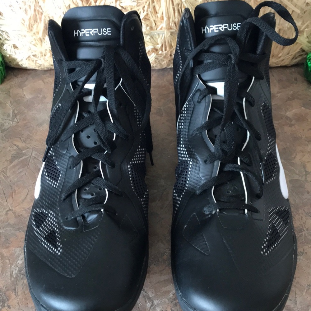 Nike Hyperfuse men’s high tops